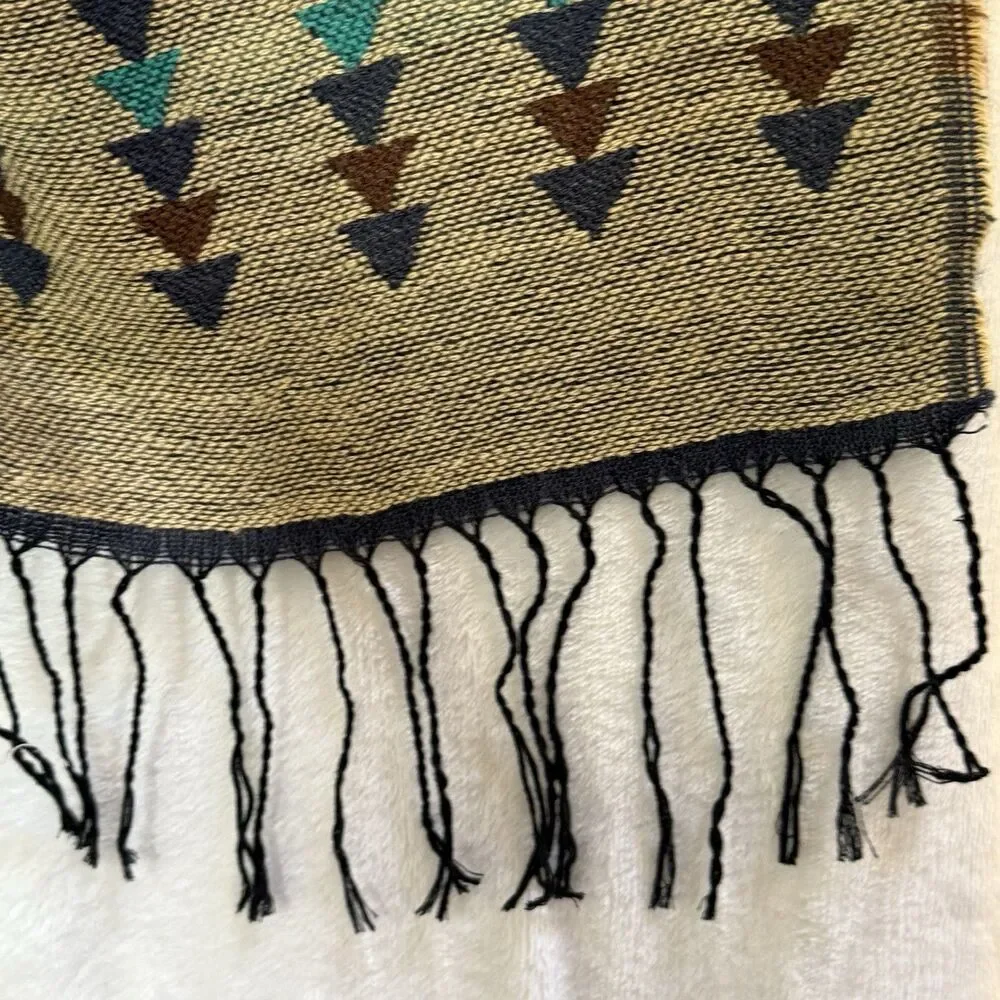 Urban CoCo Shawl Poncho‎ Wrap Cape Reversible Fringe Tassel Aztec Western